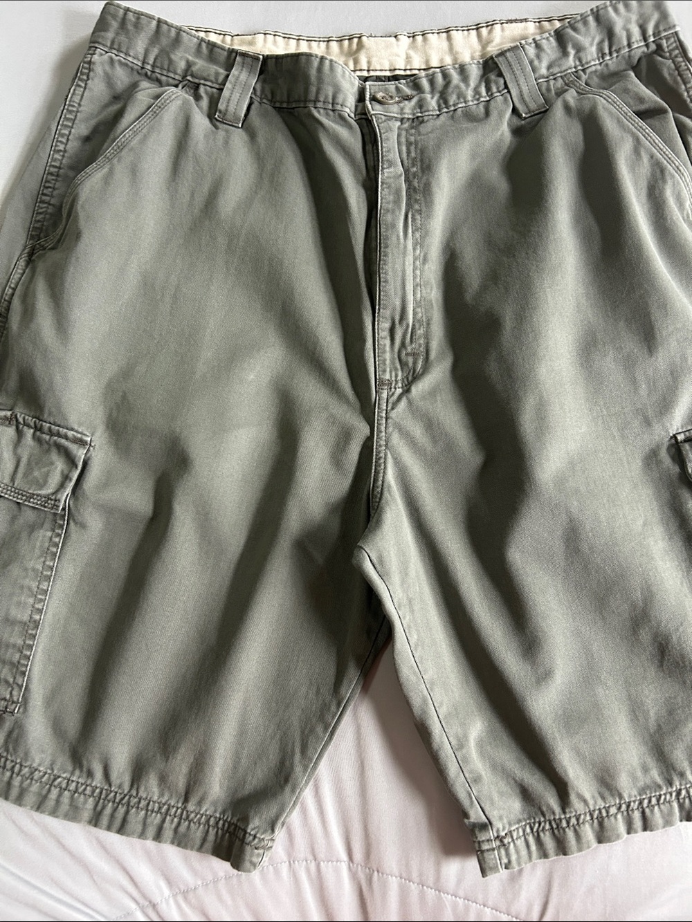 Wrangler Olive Cargo Shorts - Light Green